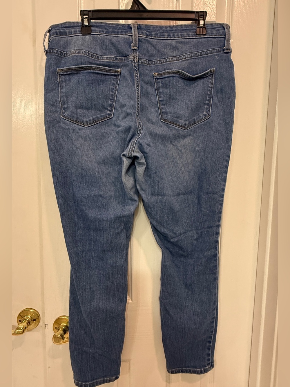 Universal Thread Women's High Rise Jegging - Picture 4 of 4